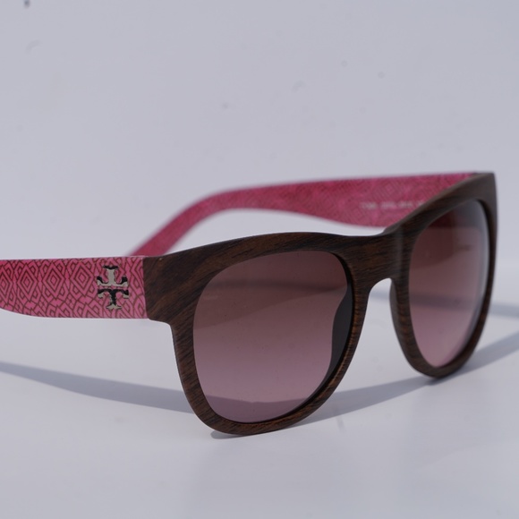 TORY BURCH WOODEN FRAME DESIGNER SUNGLASSES main image 5